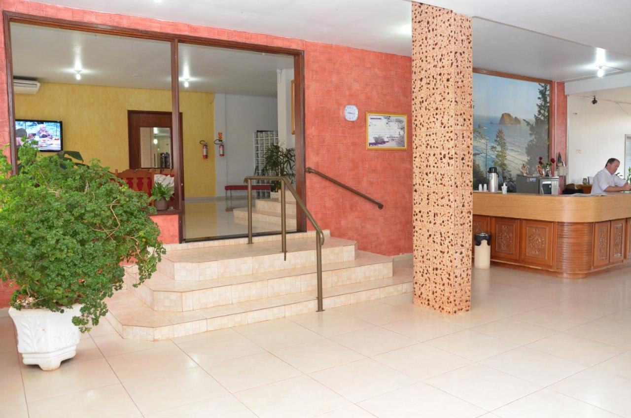 Hotel Novo Tamburi Санта-Терезінья-ді-Ітайпу Екстер'єр фото
